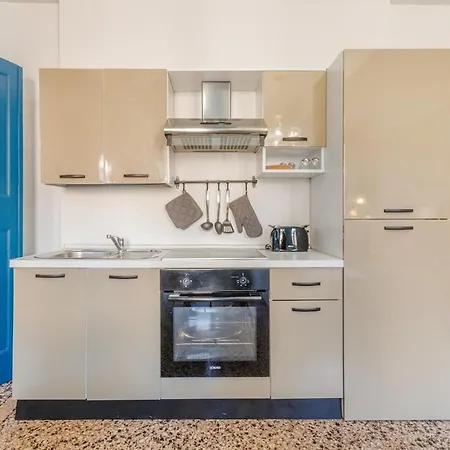 Dolcevita Penthouse - A Due Passi Dalla Ghirlandina Apartment *