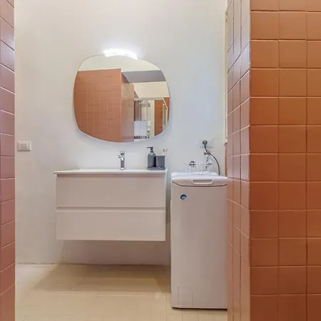 Apartment Dolcevita Penthouse - A Due Passi Dalla Ghirlandina Modena