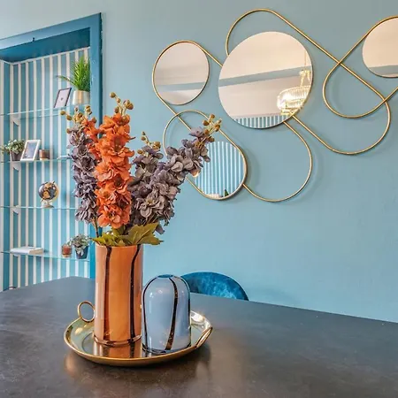 アパート Dolcevita Penthouse - A Due Passi Dalla Ghirlandina モデナ