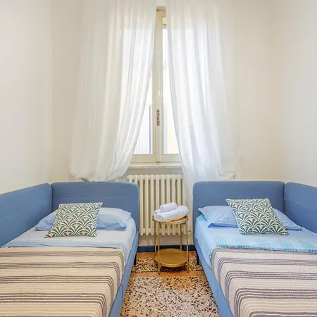 Dolcevita Penthouse - A Due Passi Dalla Ghirlandina Apartment Modena