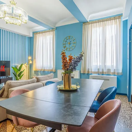 Dolcevita Penthouse - A Due Passi Dalla Ghirlandina Appartement Modena